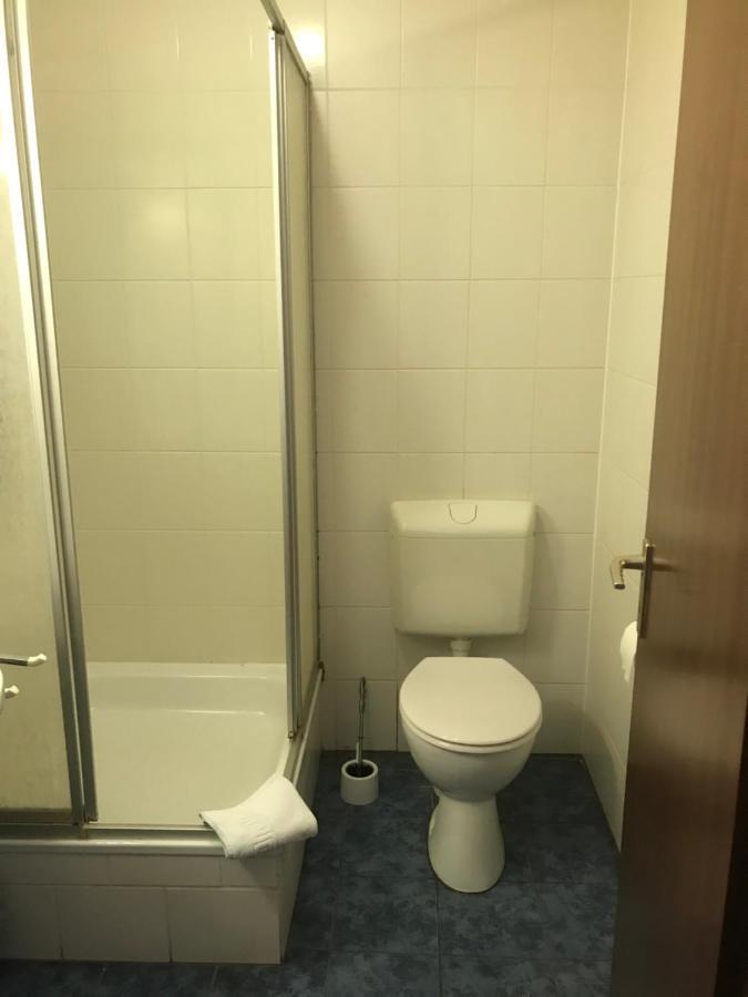 Hotel Kaufmann Rommerskirchen Ngoại thất bức ảnh